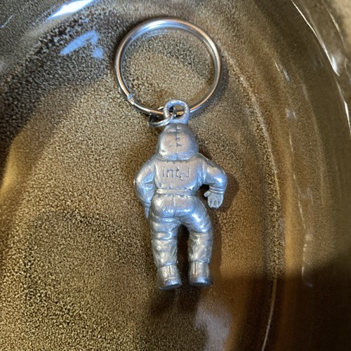 RARE Intel Inside Spaceman Astronaut SILVER Bunny People Pewter Keychain - Picture 2 of 5