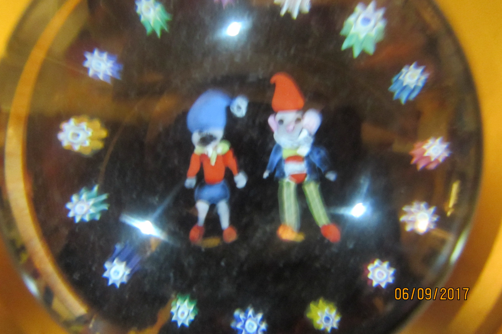 Picture 3 of 4