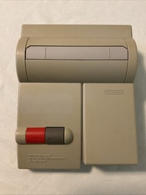 Nintendo NES-101 Original Top Loader Console Cords Controllers Gun Four Score ++