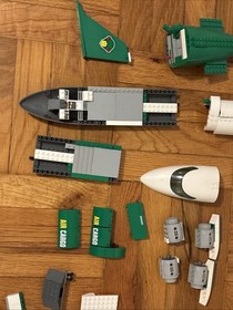 Lego City Cargo Terminal 2013 INComplete RETIRED READ DESC