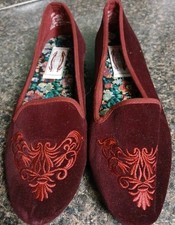 VTG 80's 90's Womens Dark Red Velvet Embroidered Almond Toe Flat Shoes