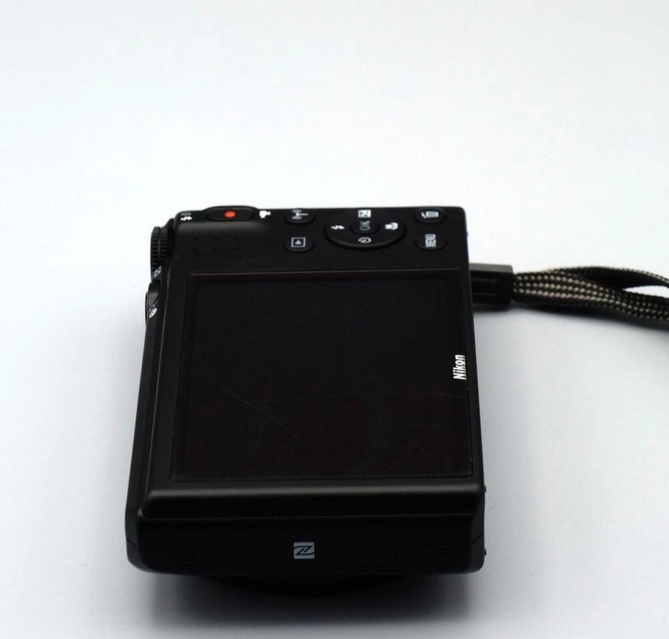 尼康 Coolpix S7000 紧凑型数码相机 黑色,16GB 带电池和充电器 — 第 4/4 张图片