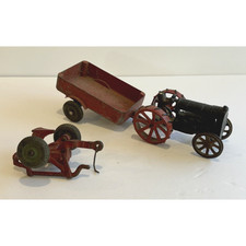 Vtg Antique Cast Iron Arcade Toys Fordson Tractor Oliver w/ Nickel Driver Hitch