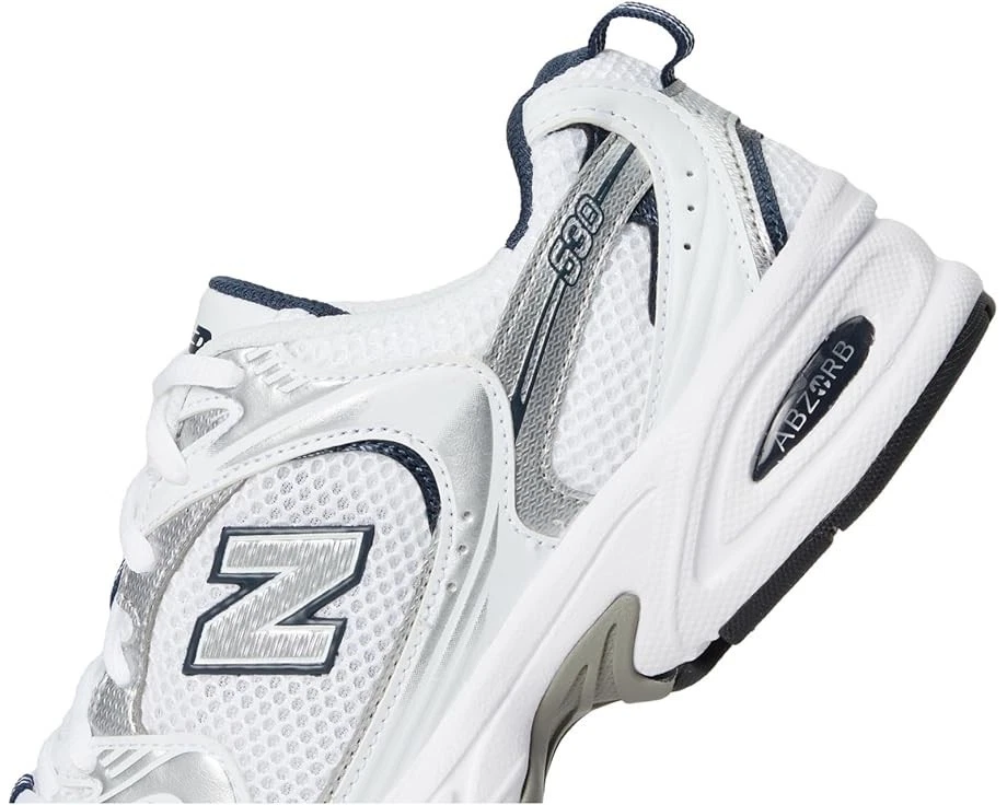 Zapatillas New Balance® para mujer 8 D (hombre 6,5) Classics 530 en blanco/índigo Foto 3 de 4