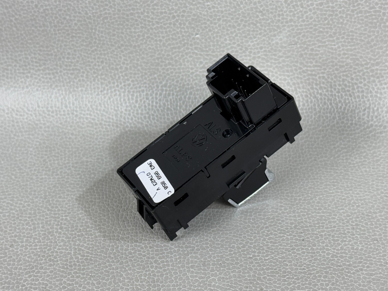 NEW! BENTLEY CONTINENTAL GTC REAR RIGHT LEFT SIDE POWER WINDOW REGULATOR OEM