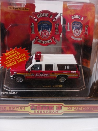 Code 3 City of New York Fire Suburban #12 - #12403 Emergency New In Box GMC - Picture 2 of 6