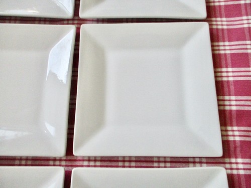 Set/NINE (9) "CRATE AND BARREL" Square White Appetizer Dessert Plates 6"x6"~2014 - Picture 8 of 13