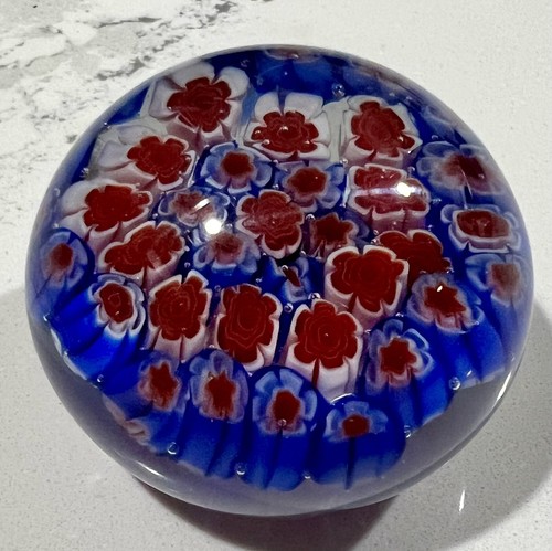 Vintage Italian Murano Millefiori Art Glass Paperweight Blue White Red EUC - Picture 3 of 10
