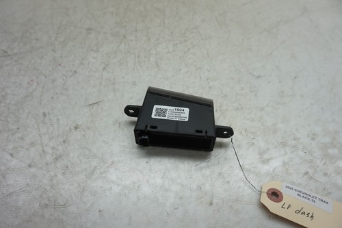 2024 2025 Chevrolet Trax OEM Collision Warning Indicator Display 13551004 - Picture 6 of 8