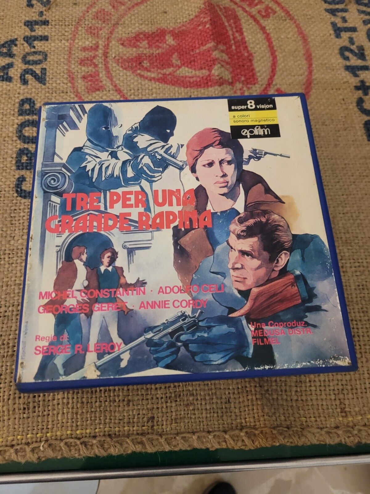 Foto 1 di 3