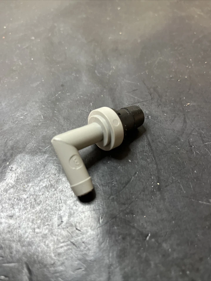 🔥🔥🔥Válvula PCV Standard Motor Products V293 Foto 2 de 4