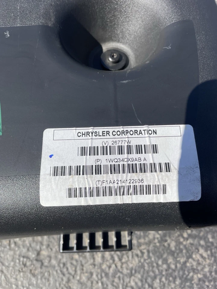 2012 - 2018 🔥CHRYSLER 300 Beats Audio Subwoofer Speaker Box OEM 1WQ34DX9AB A - Image 4 of 4