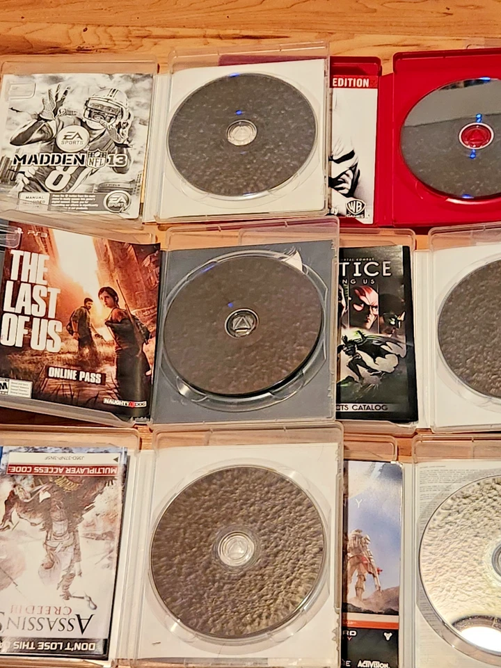 9x PS3 Video Game Lot ( Last of Us Resident Evil Batman Destiny + PlayStation 3) - Image 4 of 4