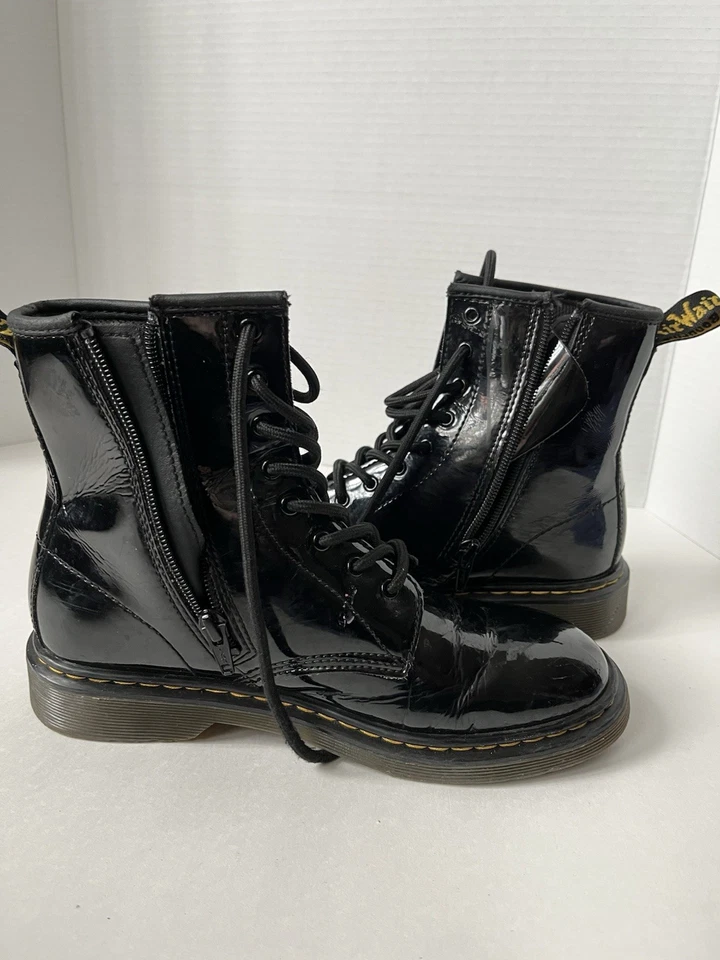 Botas de charol Dr. Martens para mujer, talla 5 Foto 3 de 4
