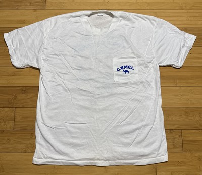VTG 90s A Pack Of Camel Cigarettes Promo Graphic Pocket T Shirt Men's XL White