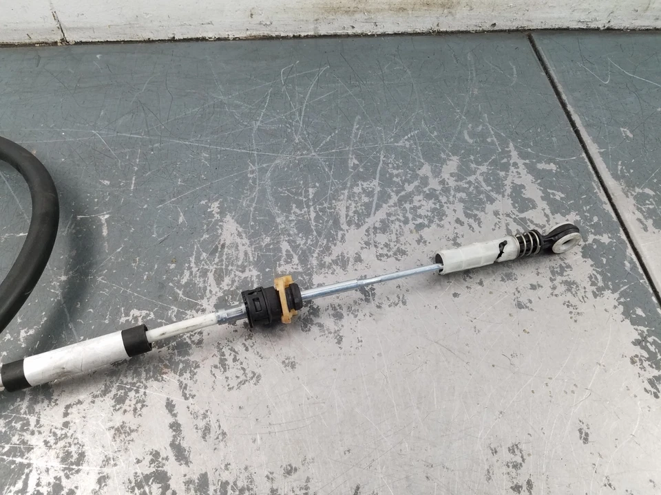 2024 Porsche Cayman GT4 RS PDK Transmission Shift Cable #74617 Z4 - Image 4 of 4