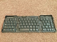 Palm Portable Keyboard Full Size Foldable P10713U PDA