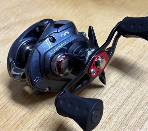 Daiwa 16 ZILLION SV TW 1016SV-SH Right Handed Baitcasting Reel Jp - Picture 3 of 7