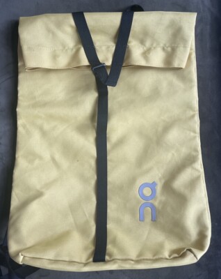 On Cloud Lauftasche Unisex Ambassador Rucksack Tasche 2 in 1 Techwear gelb
