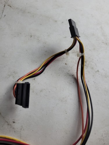 Insignia NS-PCW4508 450W 80 Plus Desktop Power Supply #2232 - Afbeelding 6 van 9