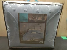 Urban Habitat Twin XL Cotton Jacquard Comforter Set In Blue Finish UH10-2153