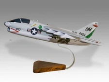 LTV A-7B Corsair II VA-215 US Navy Barn Owls Desk Wood Airplane Model Large 1/32
