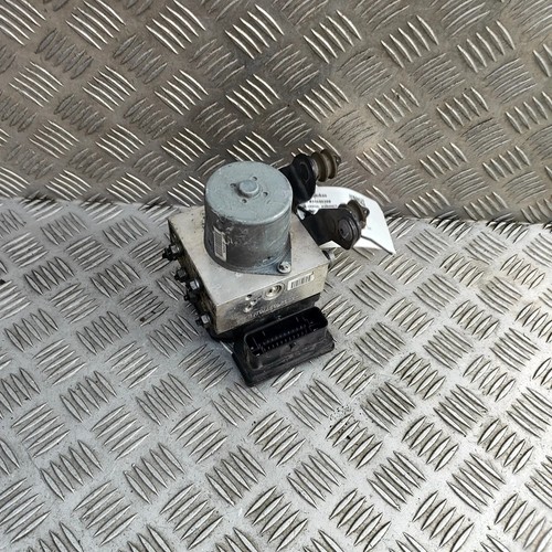 VW PASSAT Variant B7 365 ABS-Pumpe 3AA614109AG 2,0 Diesel 103 kW 2012 31045358