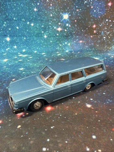 Vintage Dinky Toys No.122 Volvo 265 DL Estate Blue Diecast