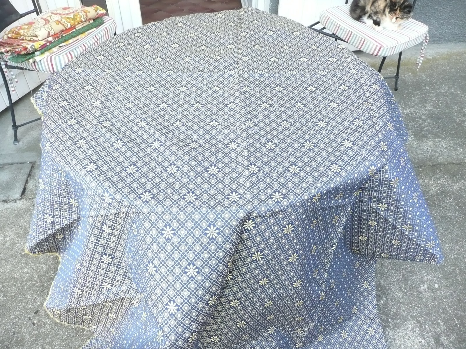 Picture 2 of 6