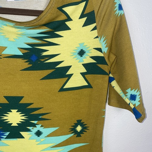 LuLaRoe Julia Size Small *green Yellow Gold SOUTHWEST Geometric AZTEC - Picture 3 of 9
