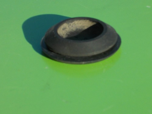 HONDA ACCORD 76-14 DRAIN HOLE GROMMET PLUG (25MM) 82871-671-000 OEM NSX 91-05 TL - Picture 4 of 7