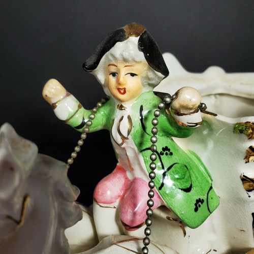Statuetta vintage epoca Bridgerton carrozza cavalli porcellana fioriera vaso - Foto 8 di 12