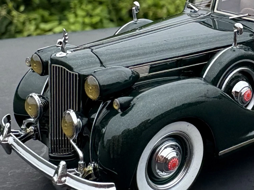 Automodello 1938 Packard Twelve Victoria Convertible, Berkshire Green 1:43 Scale - Image 4 of 4