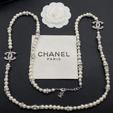 Minimally designed pearl metal electroplated necklace 5 style 