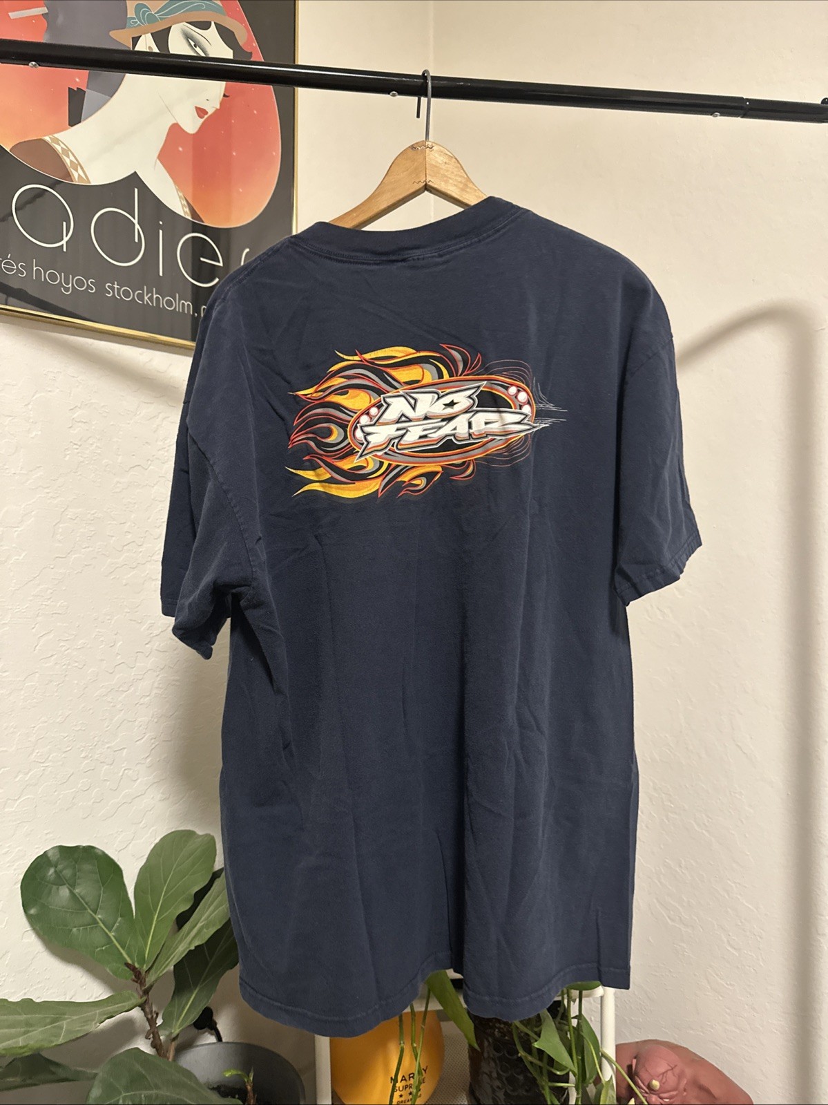 VTG 90s NO FEAR Center Logo Flames Spellout T-Shirt y2k Size XL - Blue Fade