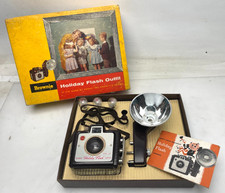Vintage 1960 s Kodak Brownie Holiday Flash Outfit Camera Original Box Not Tested