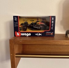 Bburago 1:43 Oracle Red Bull Racing Honda Formula 1 Diecast Car 2023 Black