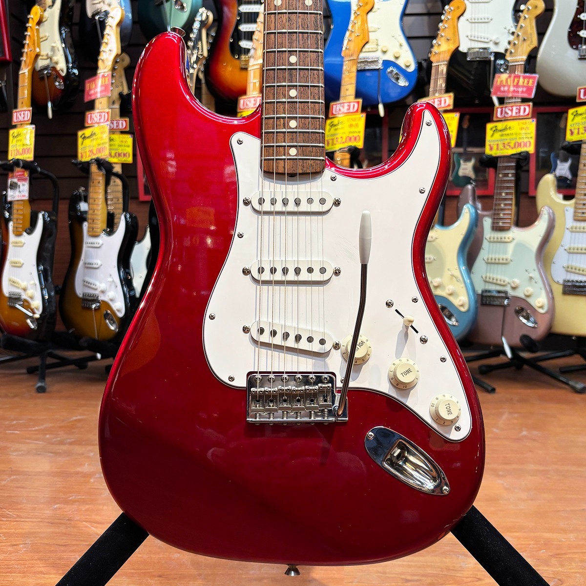 J3186 希少！廃番モデル 1999年〜2002年製造モデル Fender Japan ストラトキャスター エレキギター  ST62-58US PO38584 Fender Japan ST62-US Used 1999-2002 Basswood body OCR w/Soft case