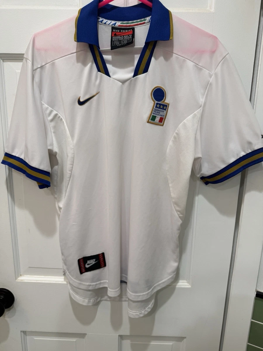 Nike Men's Italy National Team Soccer Fan Apparel & Souvenirs for