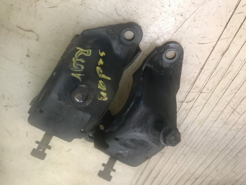 2002-2007 Subaru WRX SEDAN Rear Sway Bar Mount Brackets Factory OEM 02-07 - Foto 7 di 7