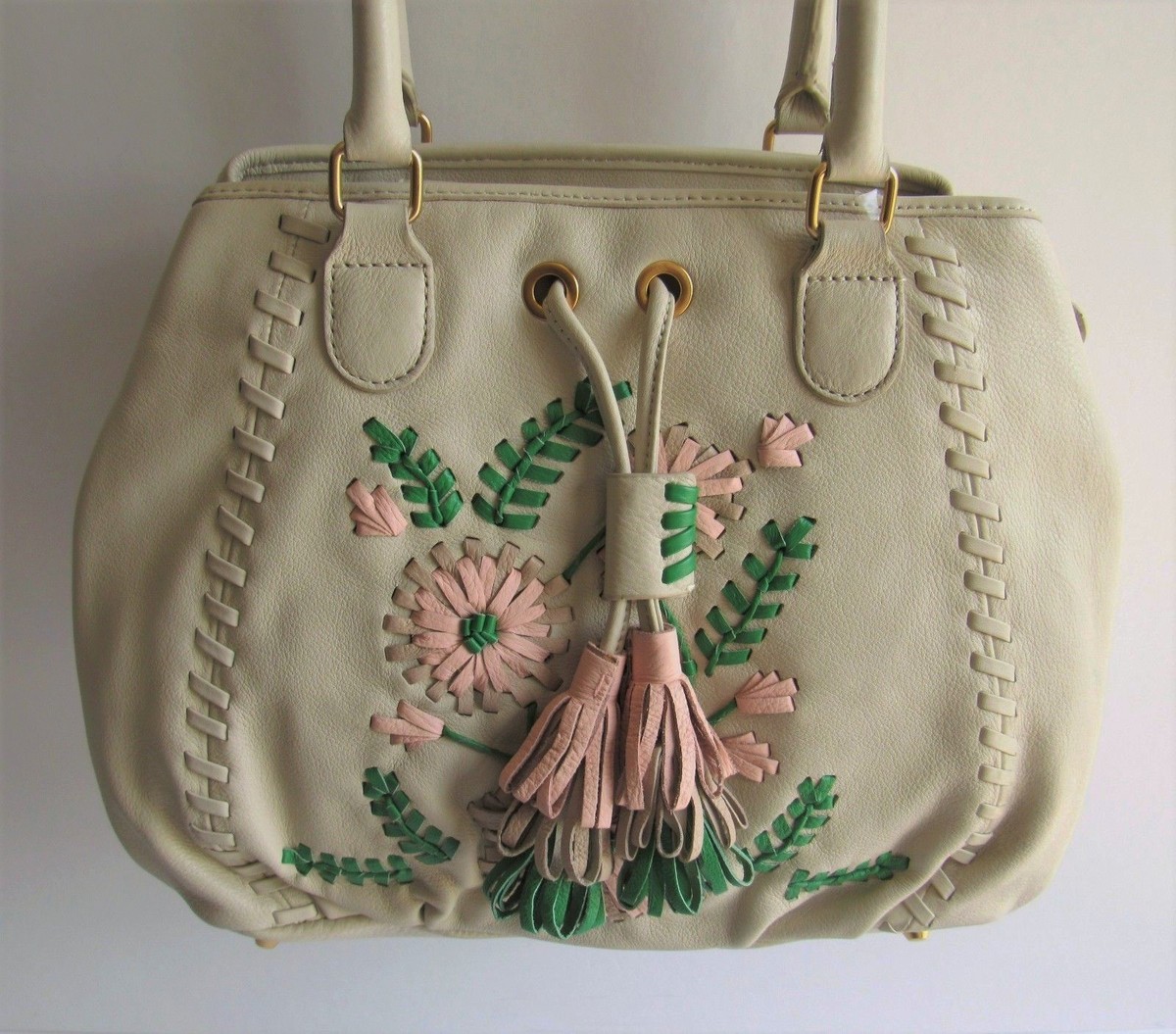 ISABELLA FIORE Ivory Leather Shoulder Bag W/Leather Floral