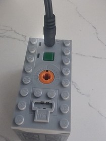 LEGO Power Functions Rechargeable Battery Box (8878) PLUS Charging Cable (45517)