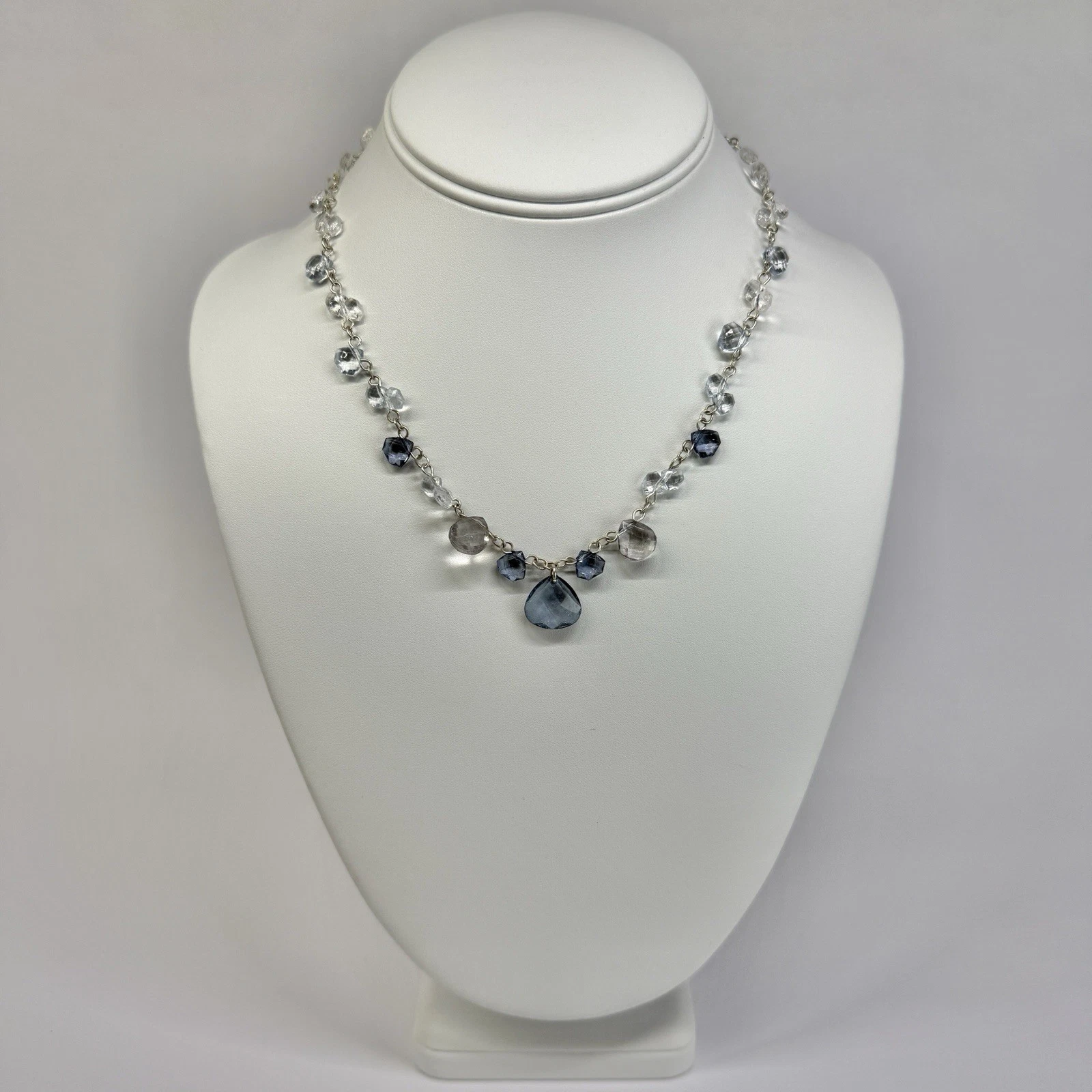 1928 Floral Faceted Crystal Art Deco Dainty Silver Tone Vintage Necklace N689