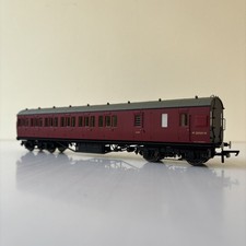 Hornby R4678 57' Non-Corridor Brake Third M20769M BR Crimson