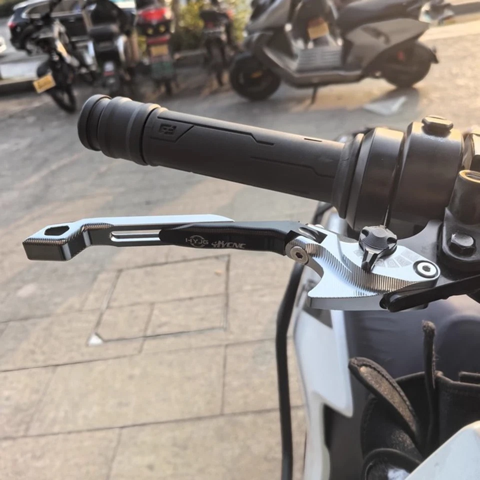 Palancas de embrague de freno plegables CNC para Honda CB 500F CB500X CB 650R CB650F CB1000R Foto 4 de 4
