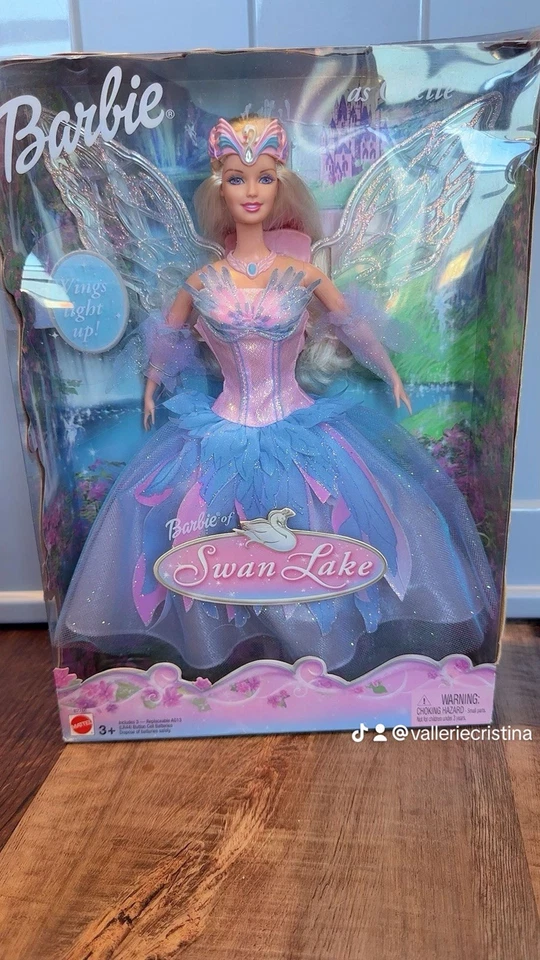 Rare Indonesian Version – Platinum Hair Barbie of Swan Lake Odette. - Image 4 of 4