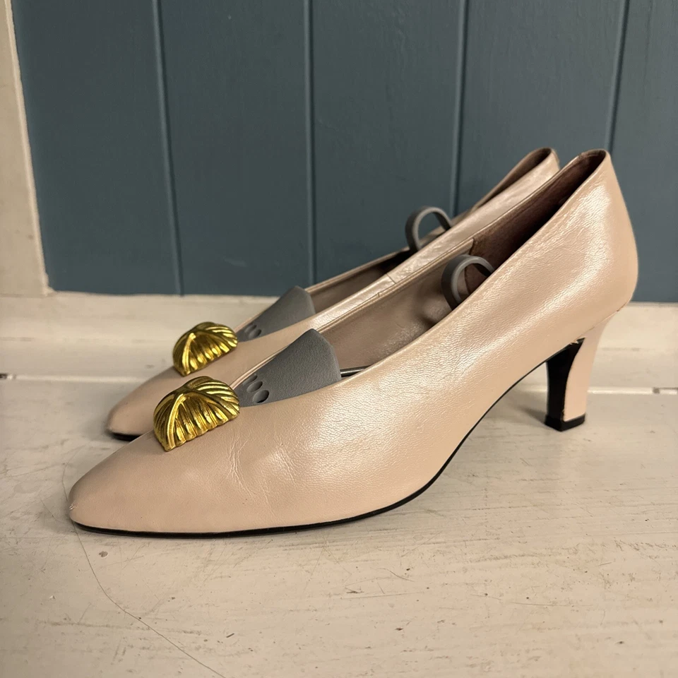 De colección Valerie Stevens Mujer Zapatos de salón Puntera Almendra Suave Cuero Rosa Melocotón 8M Foto 2 de 4