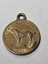 Wolf Schmidts Vodka WolfSchmidts Charm Medal Key Chain Ring Pendant Fob Dog