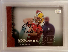 2005 Upper Deck AARON RODGERS - Star Rookie Limited RC Card #202 Auto with Inscp