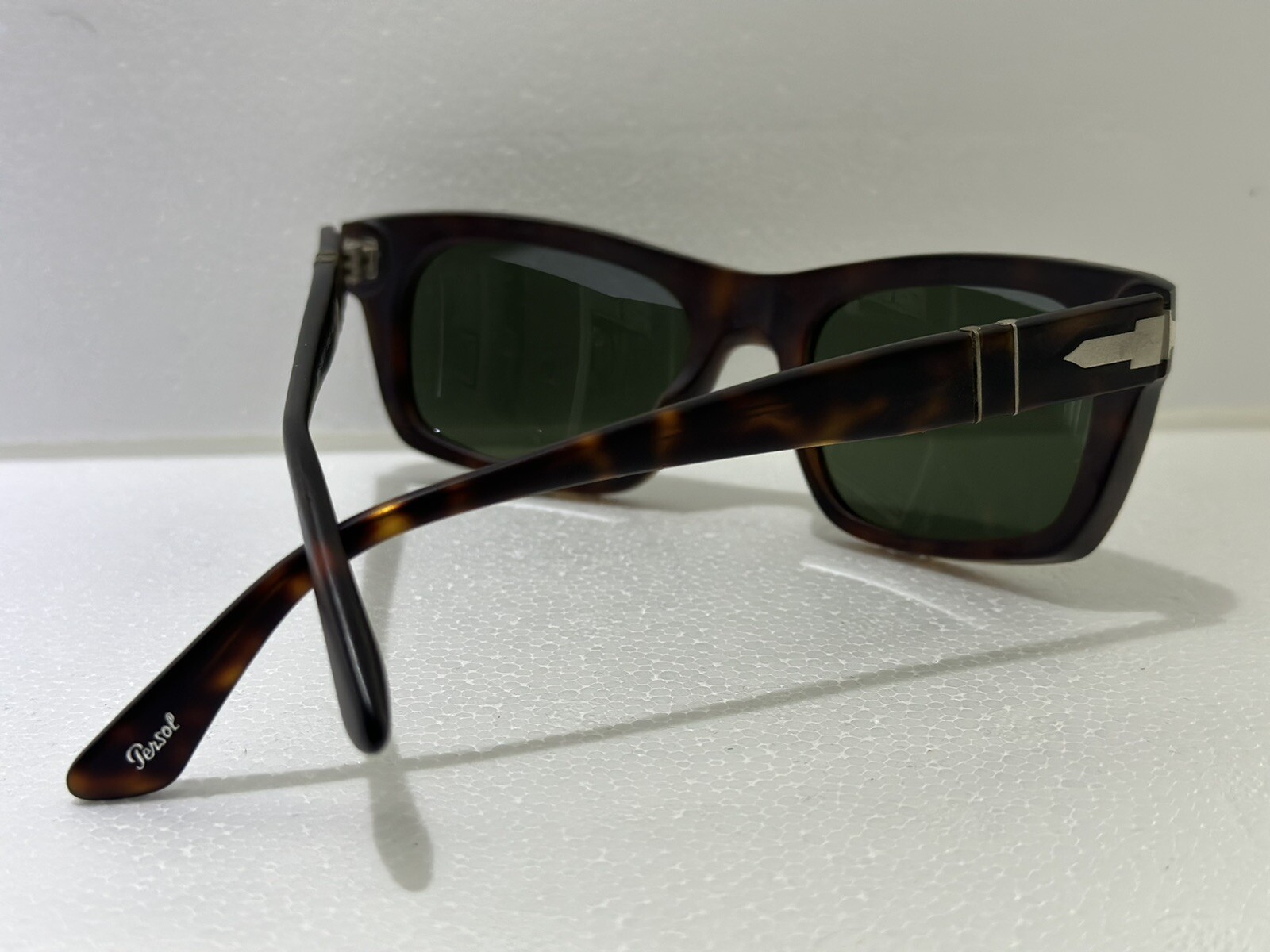 persol p03048s
